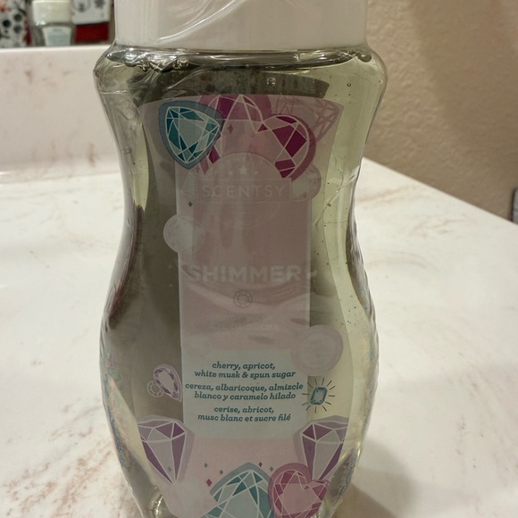 Scentsy Shimmer Body Cream and Body Wash Set - Picture 6 of 6